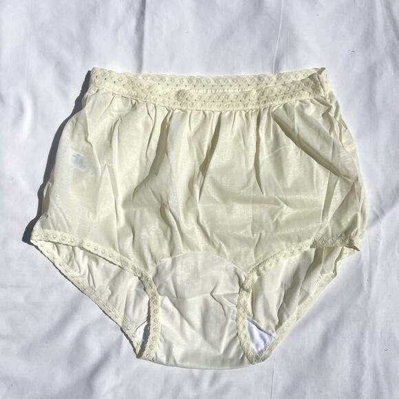 Vintage Lot Of 3 Silky Granny Panties Mushroom Gusset 5 USA New 158 - Picture 2 of 9